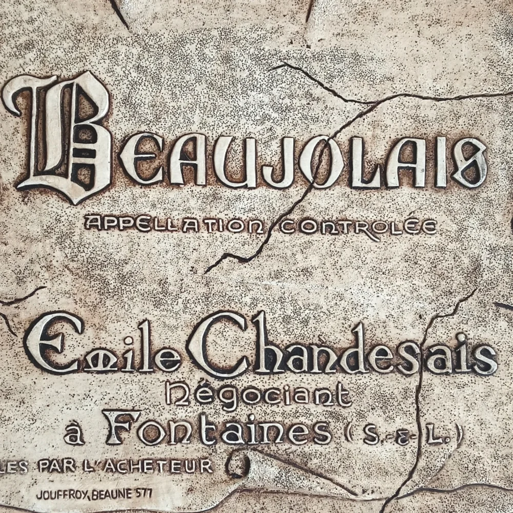 French Cottage/ Shabby Chic Wall Art Beaujolais Resin Ceramic Plaque